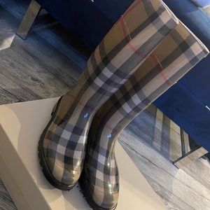 RainBoots